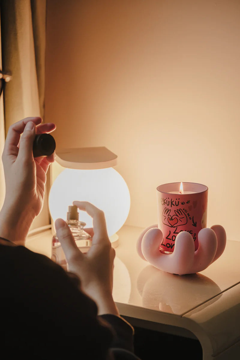 Hold on Tight - Raspberry Scented Candle - Limited Edition