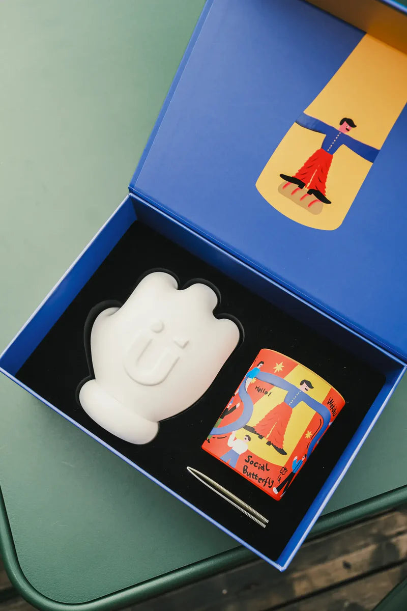 SOCIAL BUTTERFLY Cucumber Scented Candle Set (Candle+Palm)