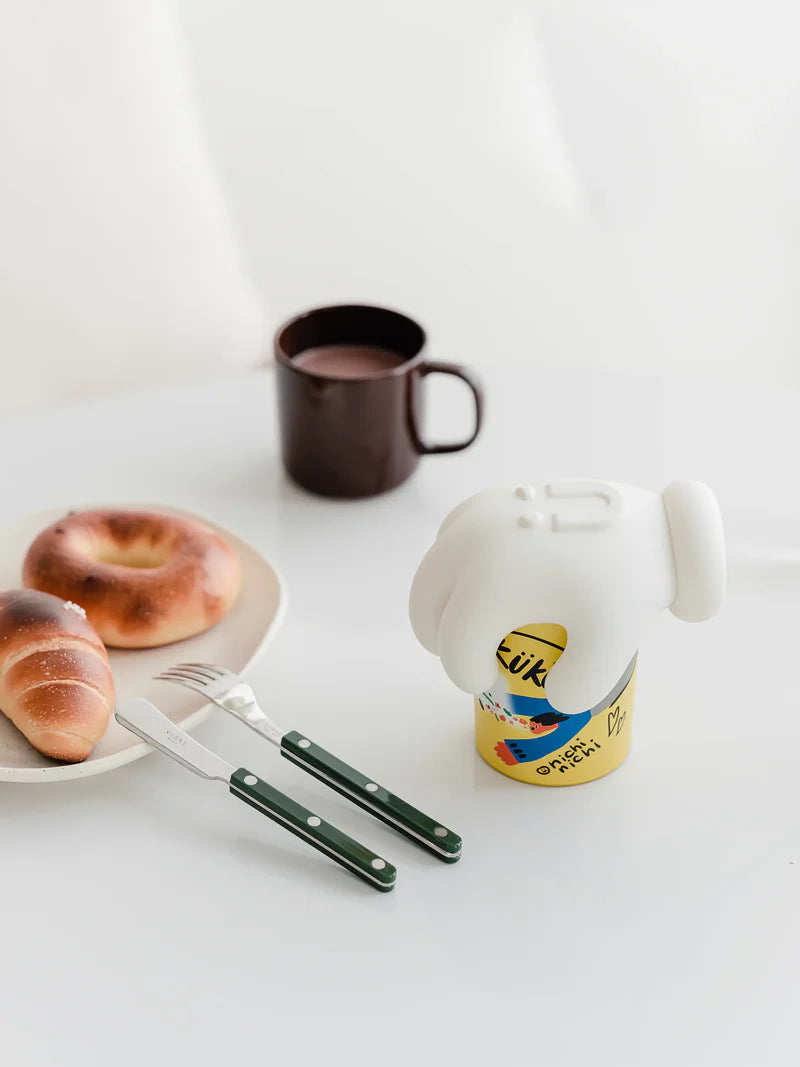 SPEAK “KINDLY” Plum Blossom Scented Candle Set (Candle+Palm)