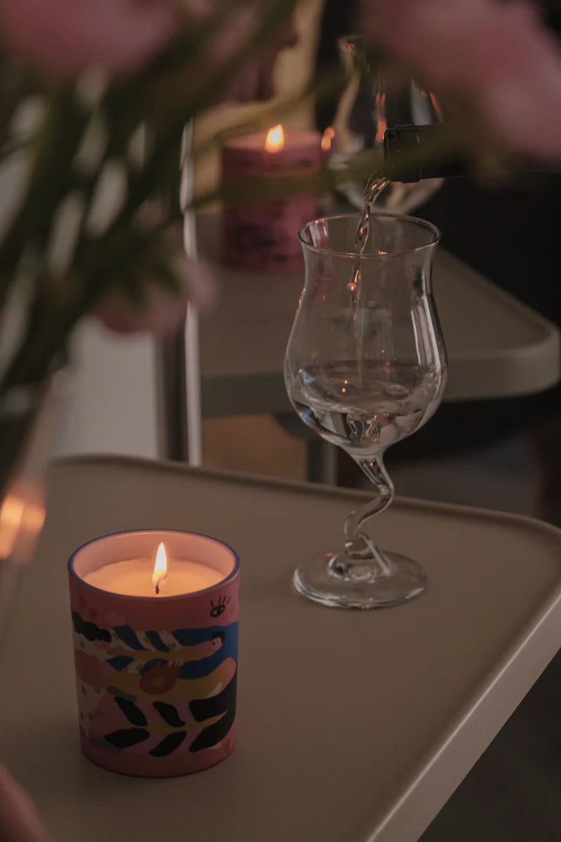 HOLD ON TIGHT Berry Scented Candle (200g, 30 Hours)